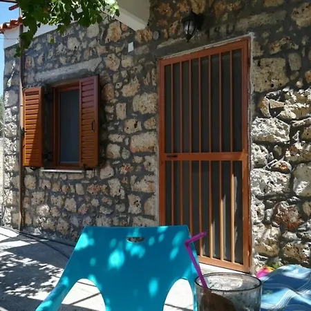 Hébergement de vacances Sparta Githion Politimis Village House