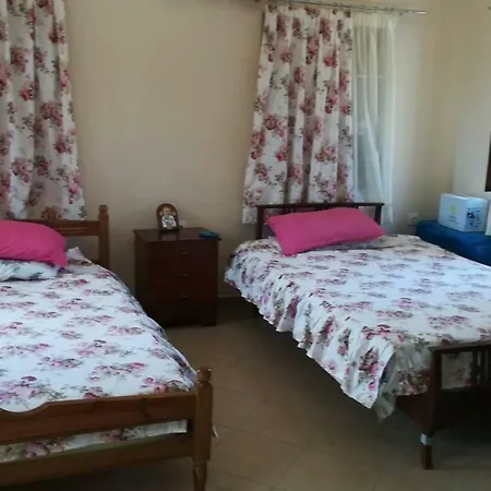 Διαμέρισμα Sparta Githion Politimi's Village House Γούβες